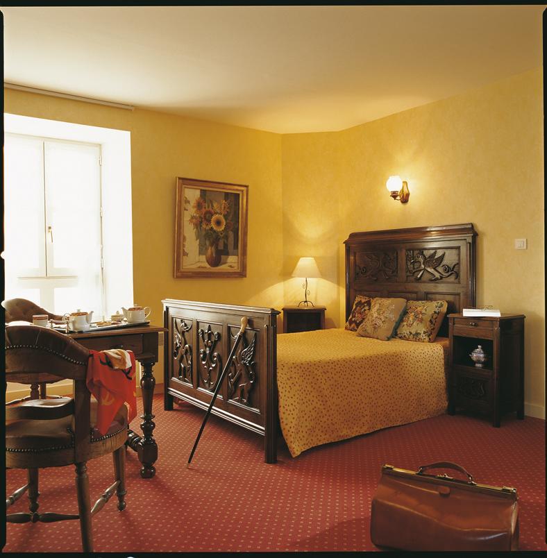 Le Pelican Hotel Rochefort-en-Terre Kültér fotó