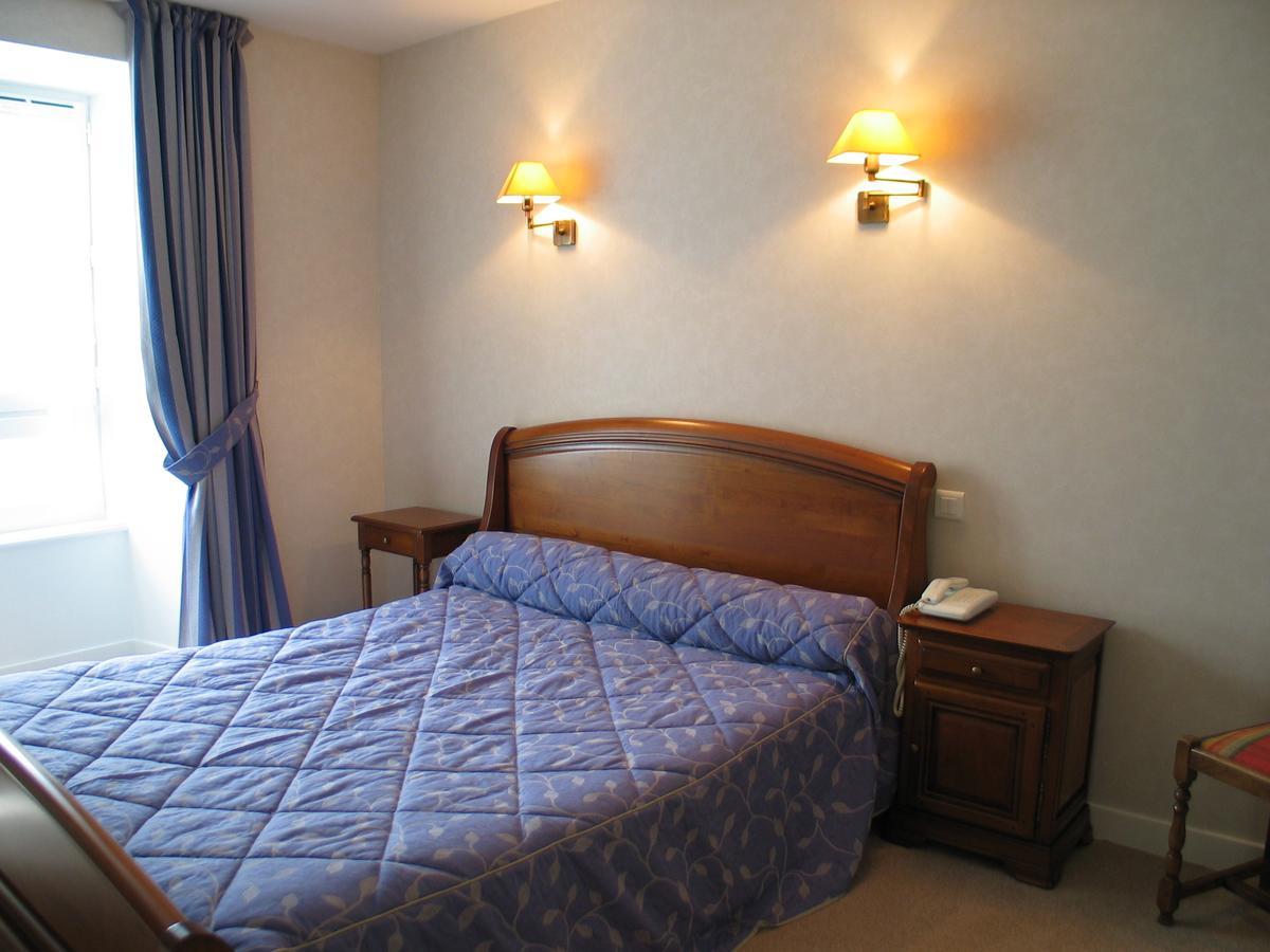 Le Pelican Hotel Rochefort-en-Terre Kültér fotó